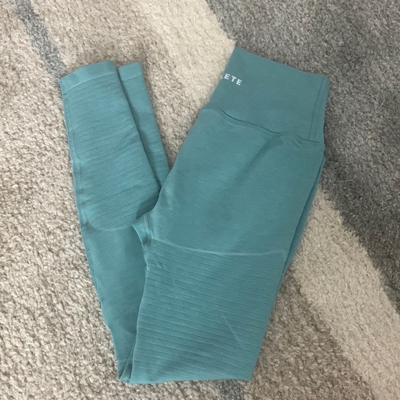 OG Revival Leggings — Capri Sun - Picture 3 of 5